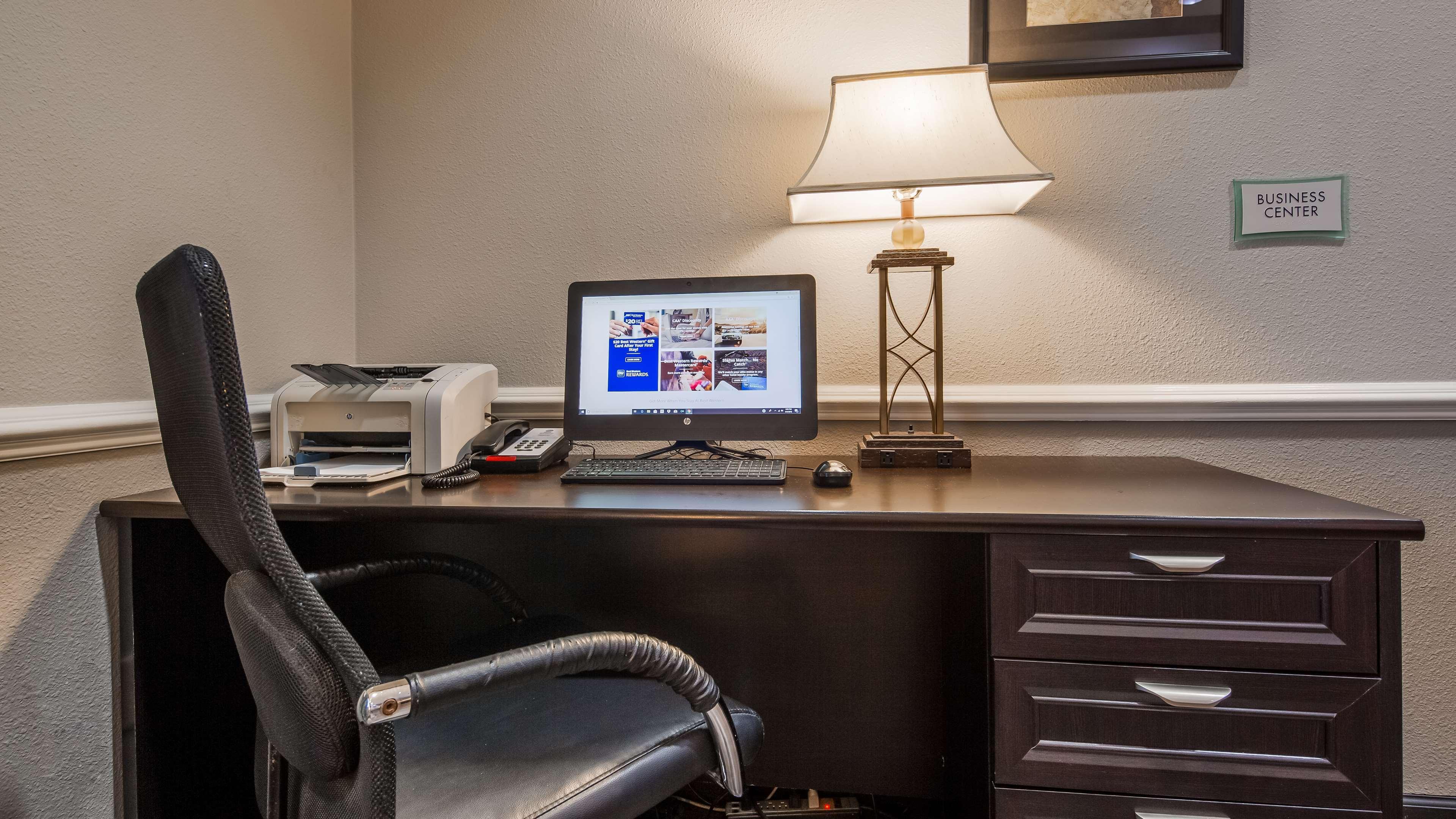 Best Western Mayport Inn And Suites Атлантик-Бич Экстерьер фото