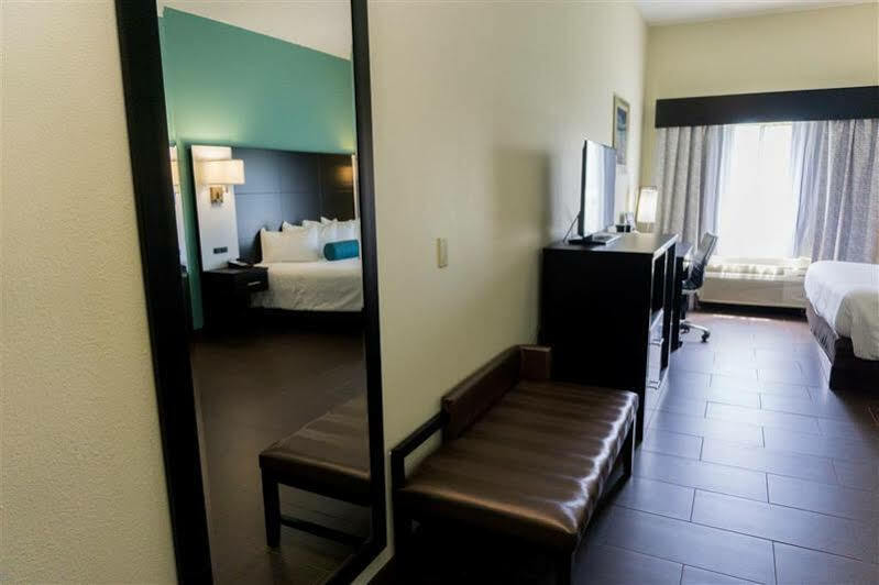 Best Western Mayport Inn And Suites Атлантик-Бич Экстерьер фото